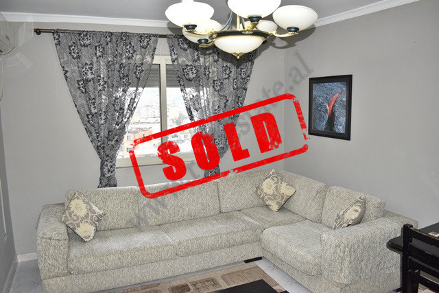 Apartament 2+1 per shitje ne zonen e Laprakes ne Tirane